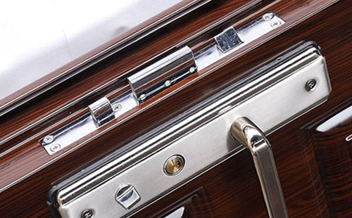 松原24小时上门开锁公司