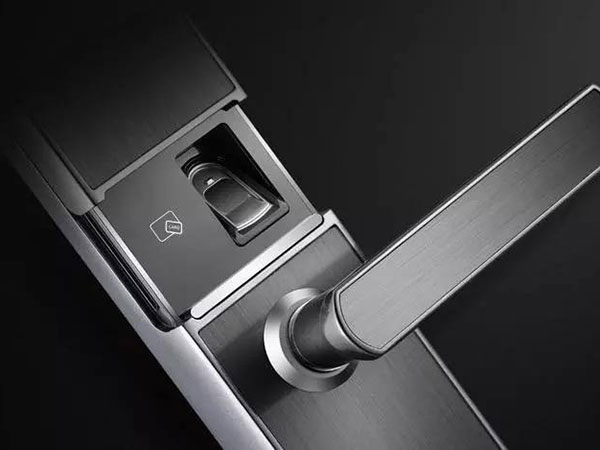 松原24小时上门开锁公司